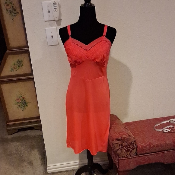 Strainfers Other - Strainfers Full Slip